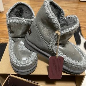 Mou boots. New in box, size 36.